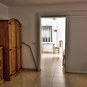 https://la-casita-a-dos-pasos-de-la-playa.tenerifehoteles.net